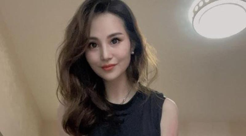 四川达州高颜值御姐 吴小倩 出轨视频曝光 背着男友约炮大屌男 被无套爆操淫叫不断！