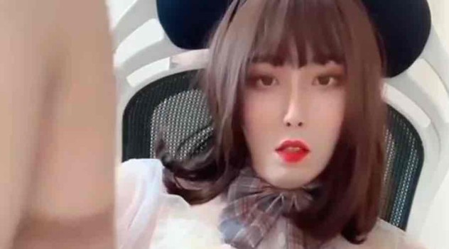 漂亮伪娘,快要来了舔我的脚,啊啊来了,打扮精致,说着骚话撸着小嫩棒,热乎乎的精华自己尝尝鲜 - 国产自拍视频